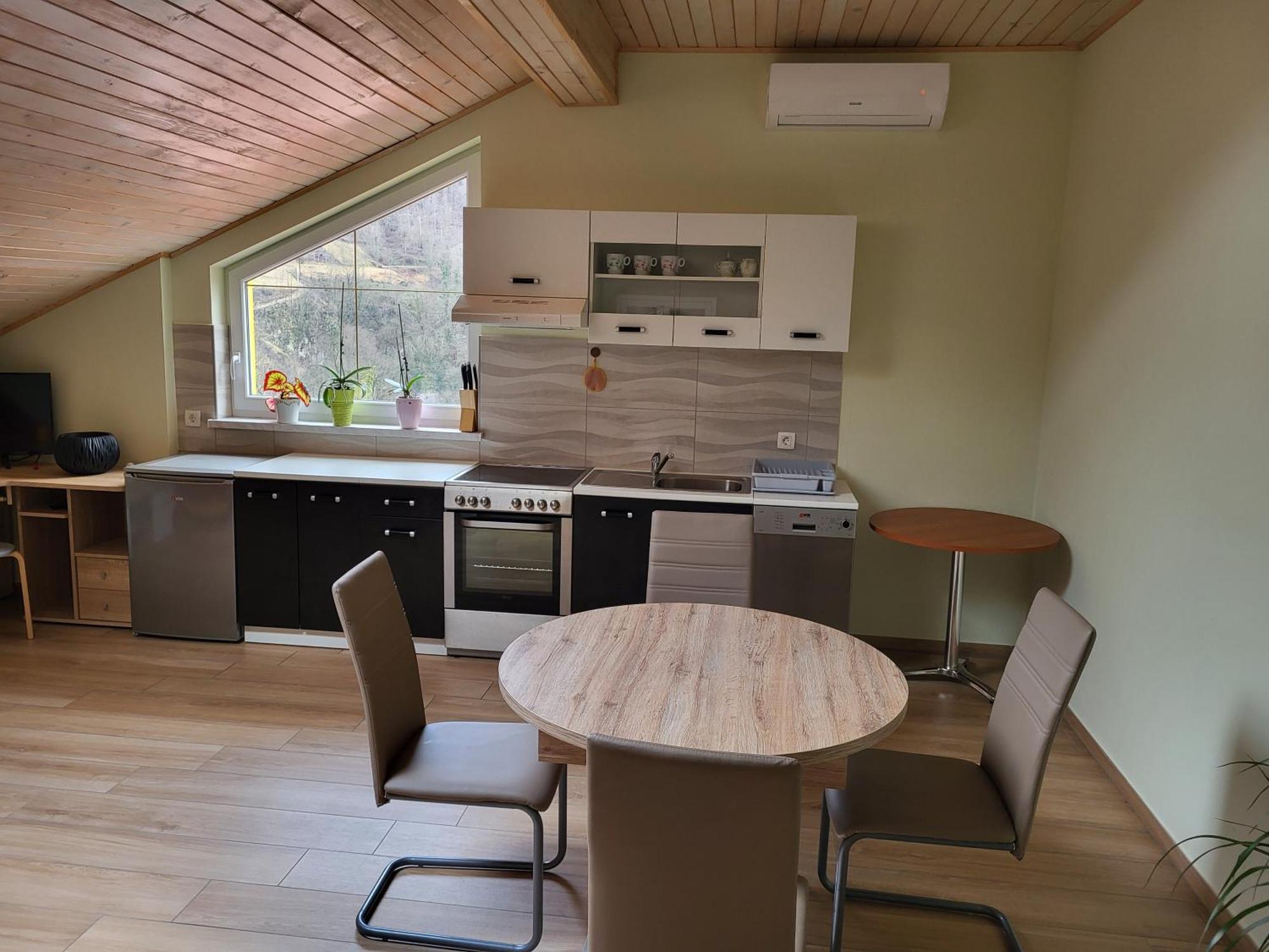 Apartma Jermol Мост-на-Сочі Екстер'єр фото